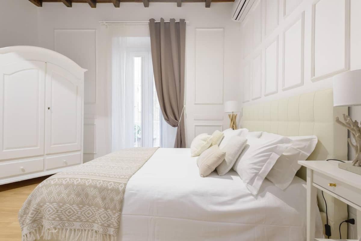 Navona Apartment
